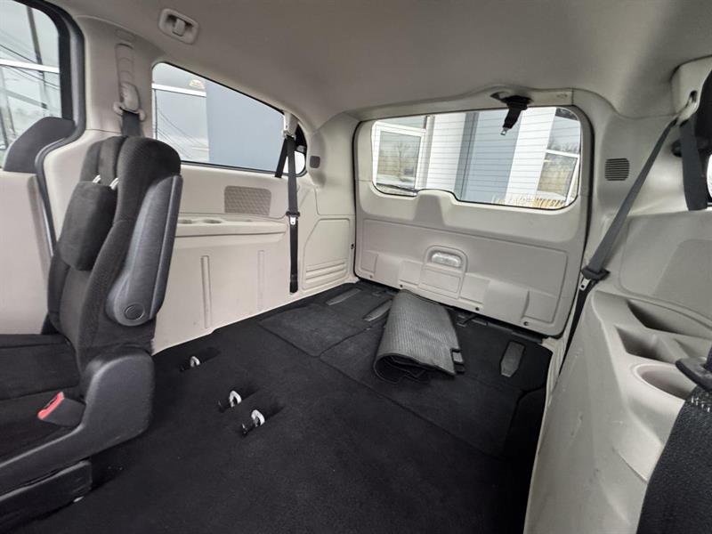 dodge Grand Caravan 2015 - 30