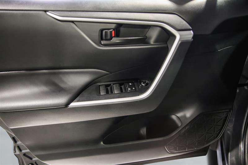 toyota RAV4 2023 - 11