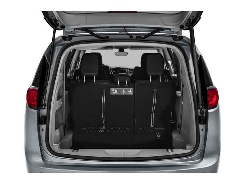 chrysler Pacifica 2017 - 8