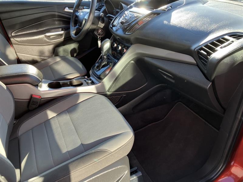 ford Escape 2016 - 8