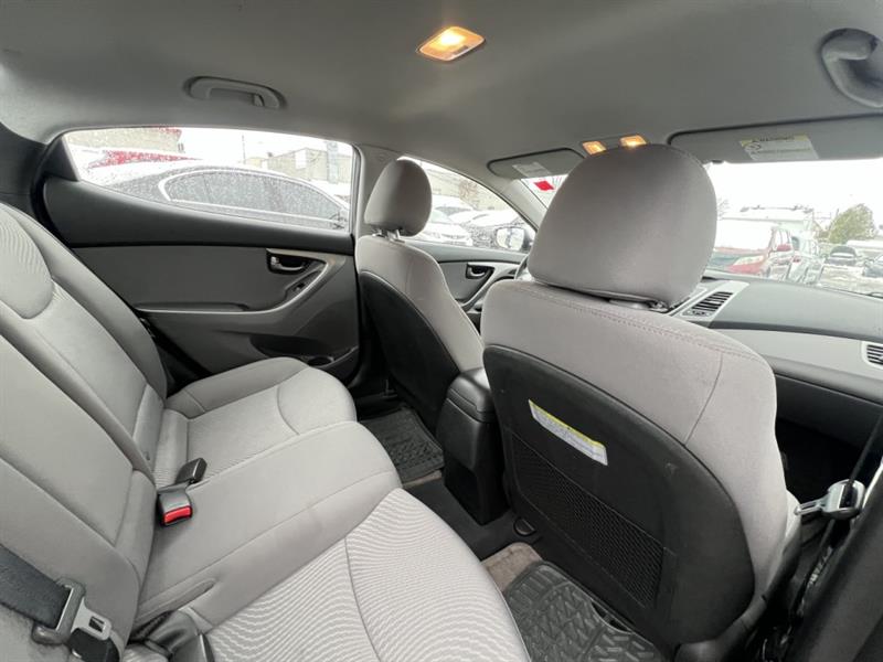 hyundai Elantra 2012 - 21