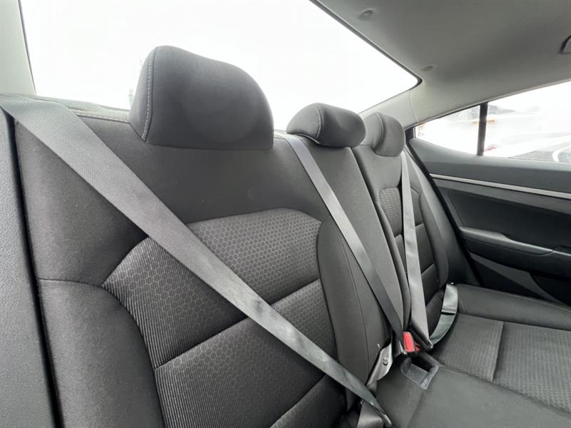 hyundai Elantra 2017 - 27