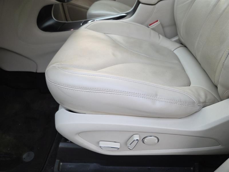 lincoln MKC 2015 - 13