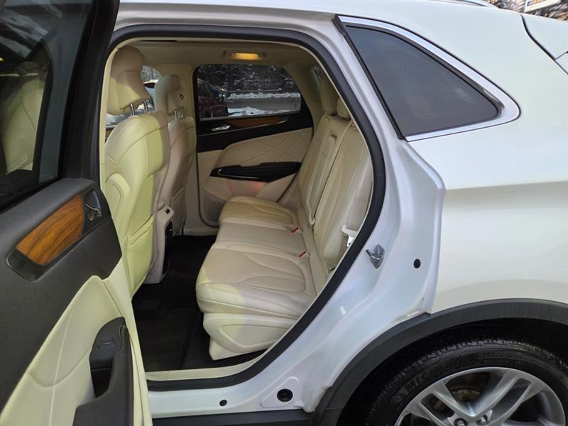 lincoln MKC 2015 - 14