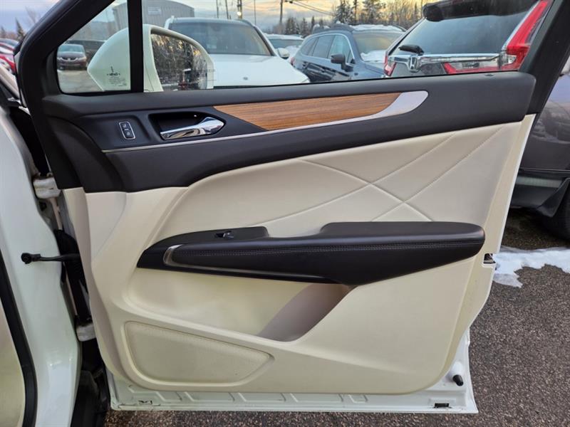 lincoln MKC 2015 - 22