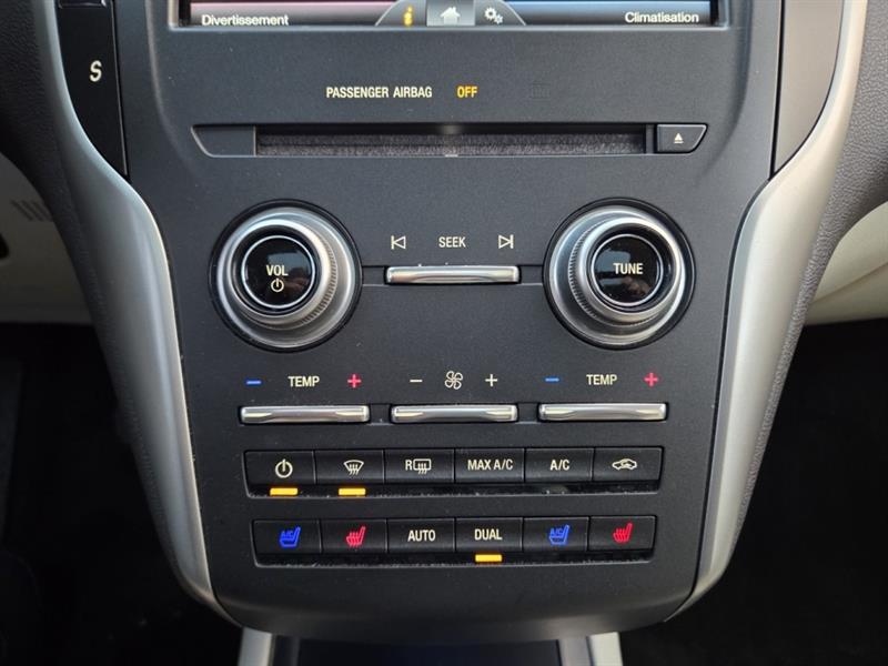 lincoln MKC 2015 - 34