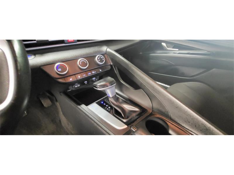 hyundai Elantra 2021 - 19