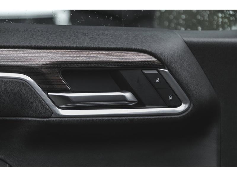 chevrolet Silverado 1500 2025 - 16