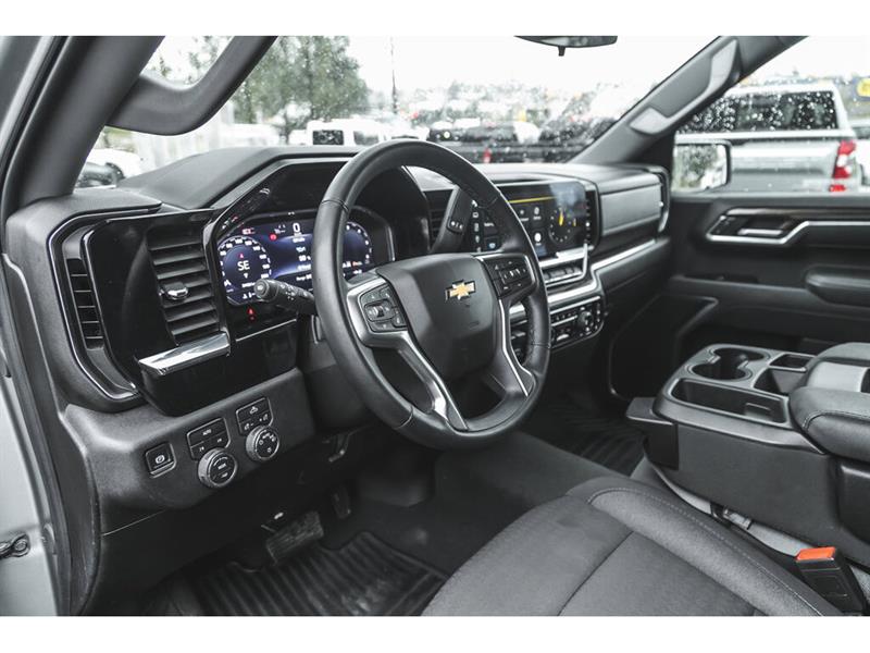 chevrolet Silverado 1500 2025 - 18