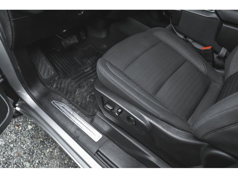 chevrolet Silverado 1500 2025 - 19