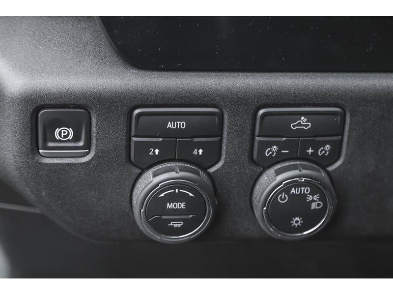 chevrolet Silverado 1500 2025 - 28