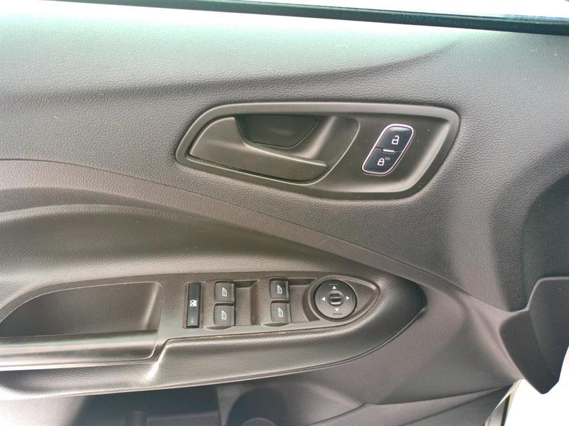 ford Escape 2018 - 12