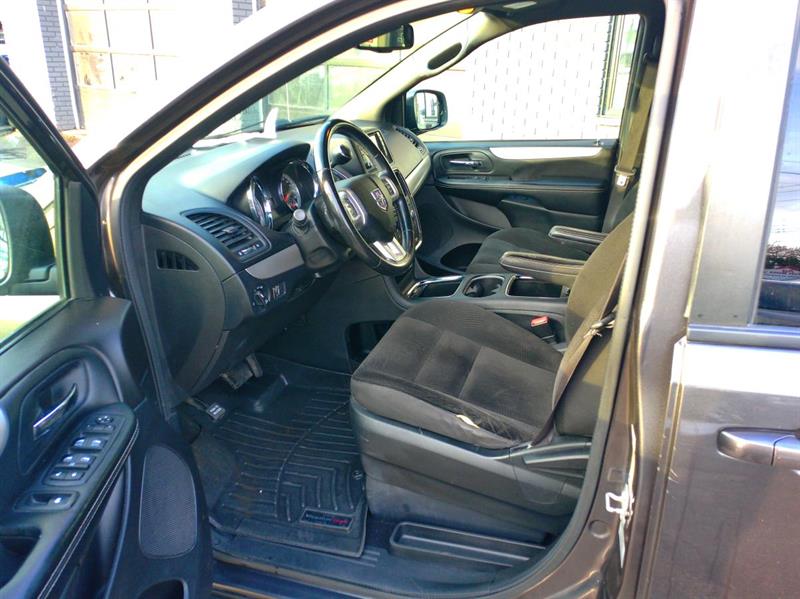 dodge Grand Caravan 2017 - 10