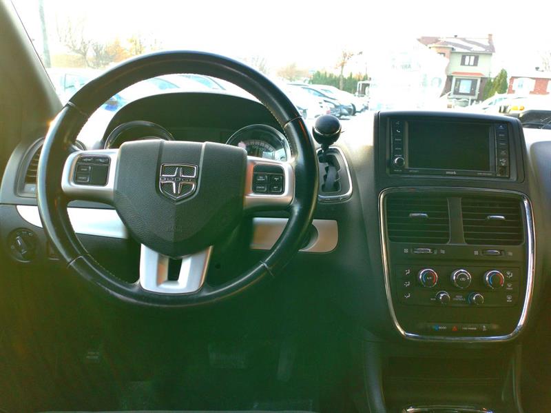 dodge Grand Caravan 2017 - 13