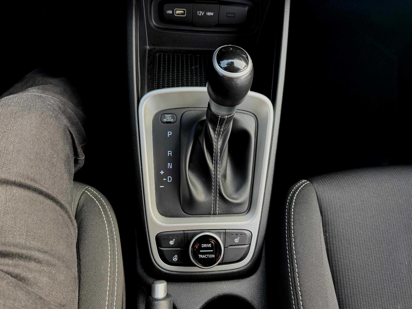 hyundai Venue 2022 - 18