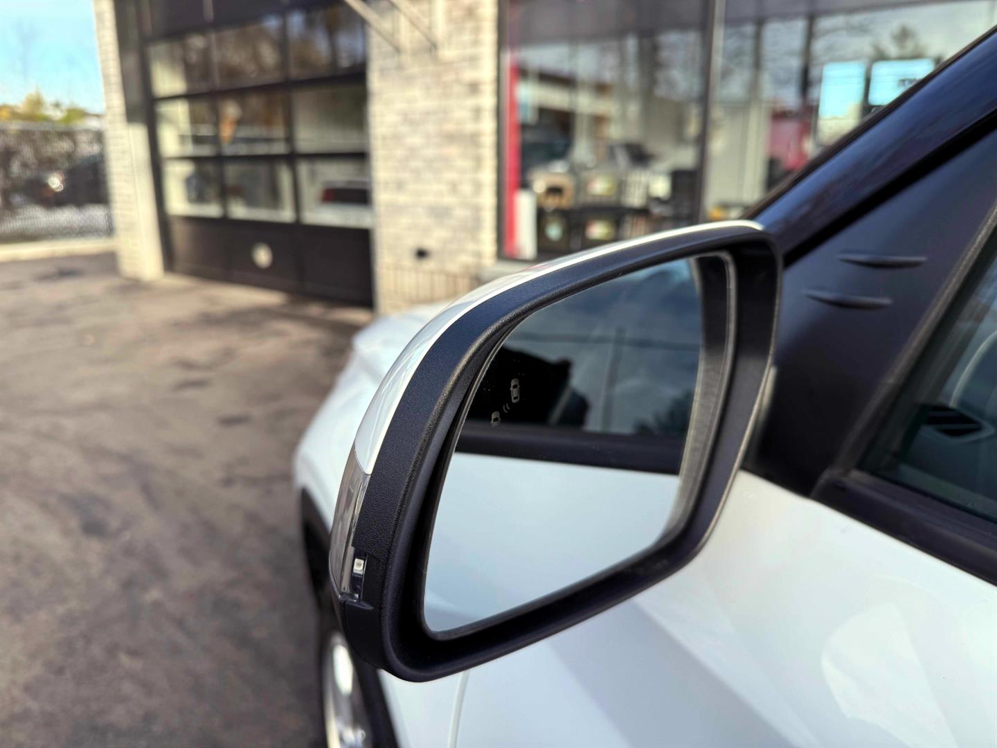 hyundai Venue 2022 - 25