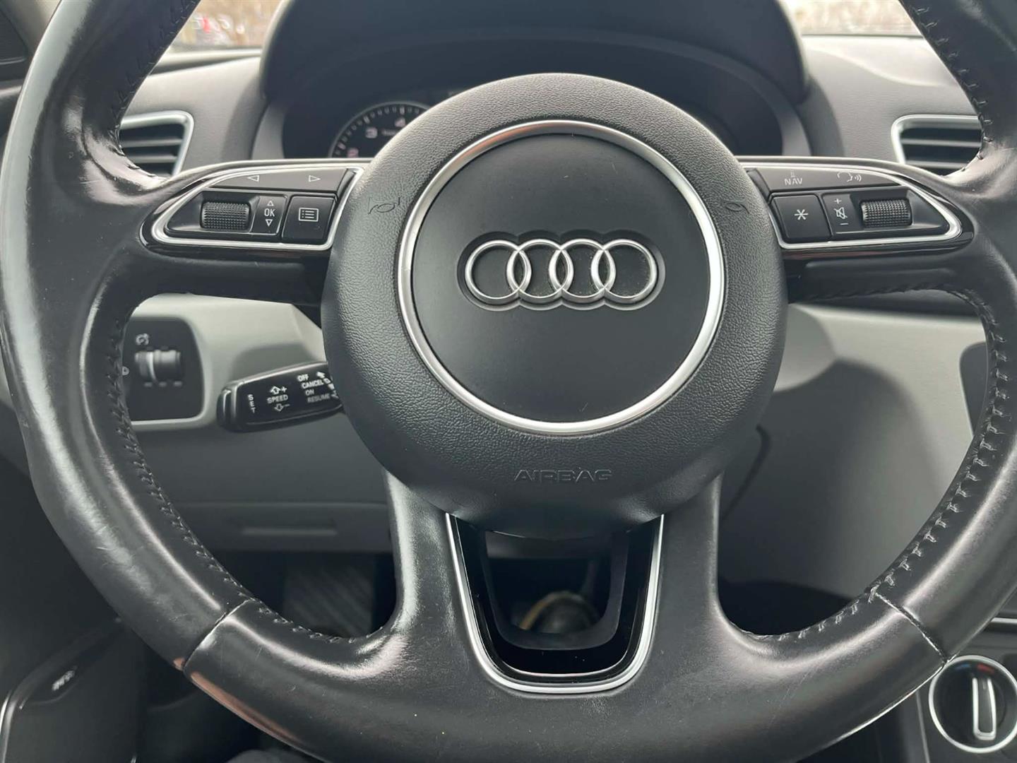 audi Q3 2017 - 14
