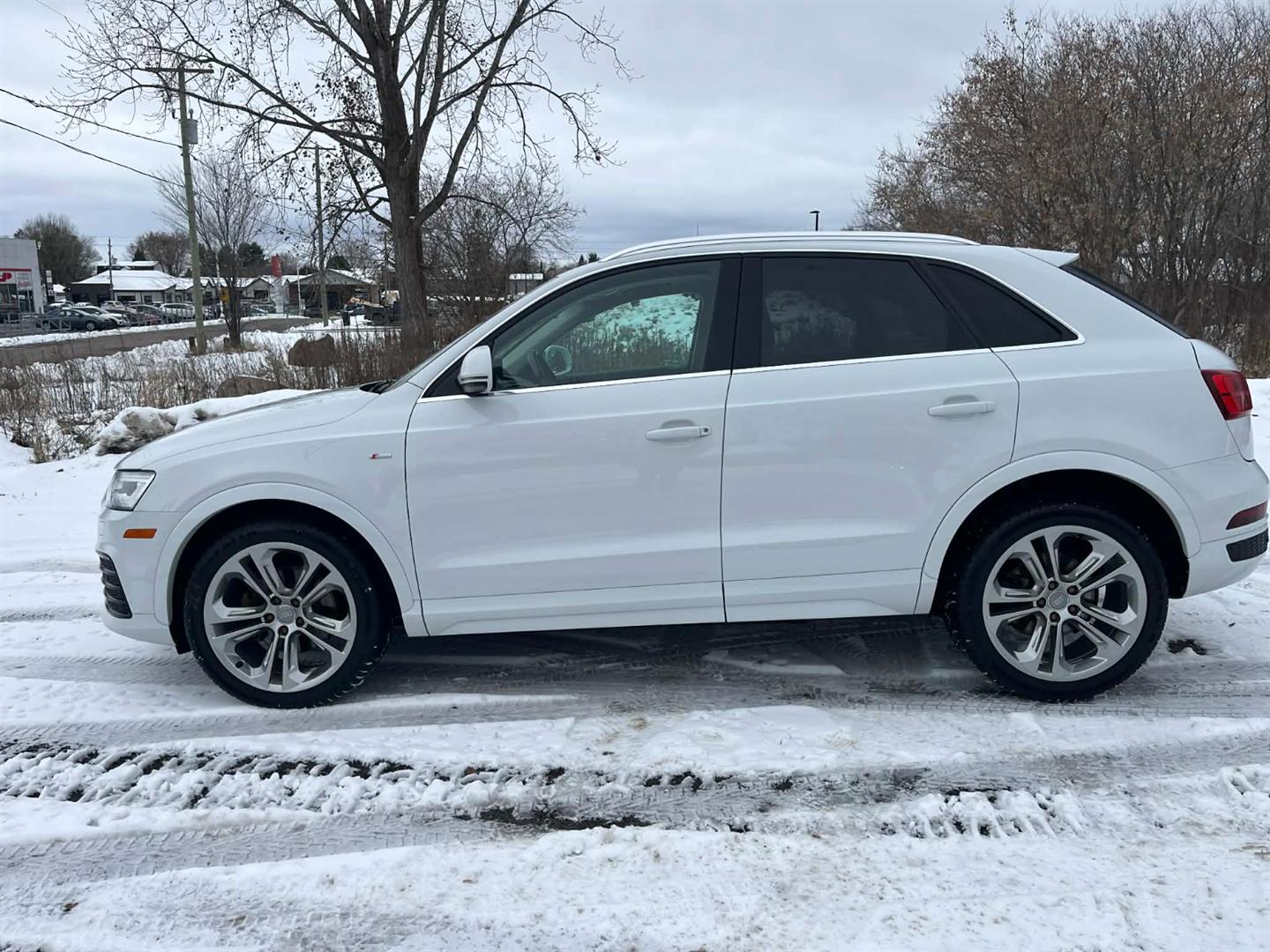 audi Q3 2017 - 2