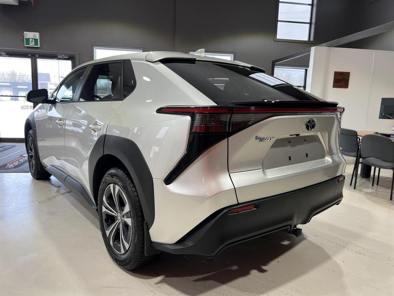 toyota bZ4X 2023 - 4