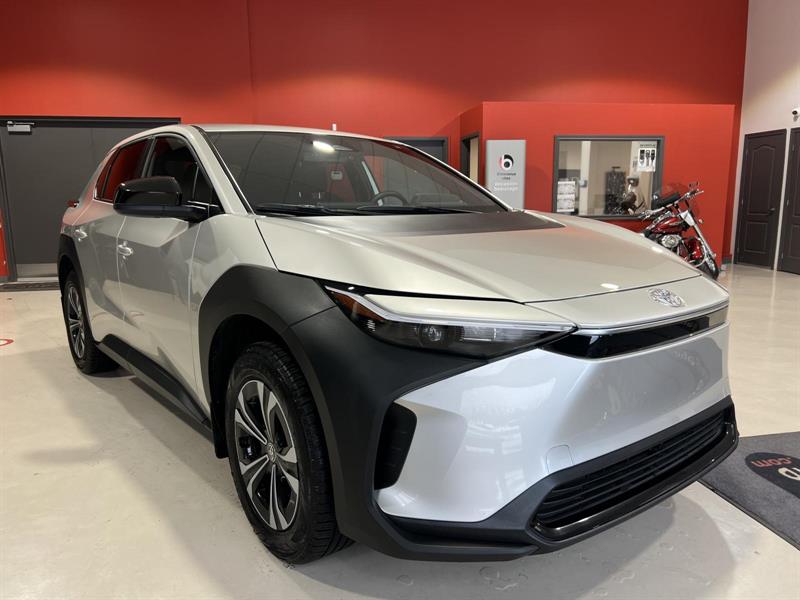 toyota bZ4X 2023 - 12