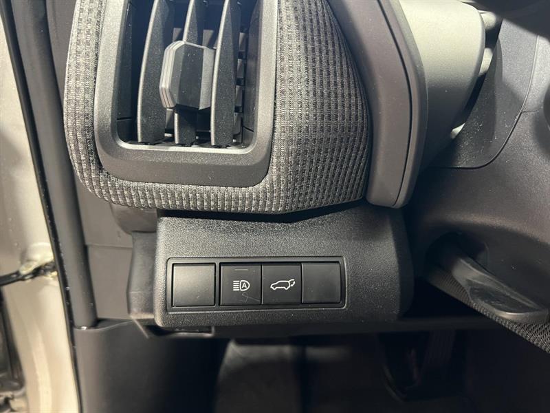 toyota bZ4X 2023 - 17