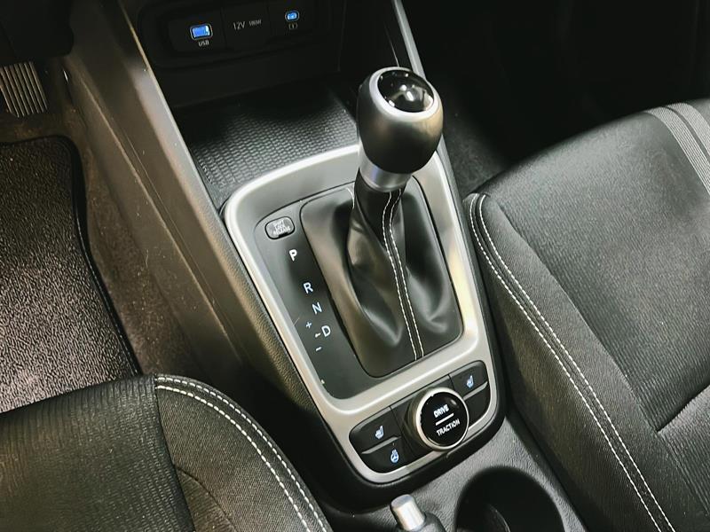 hyundai Venue 2023 - 13