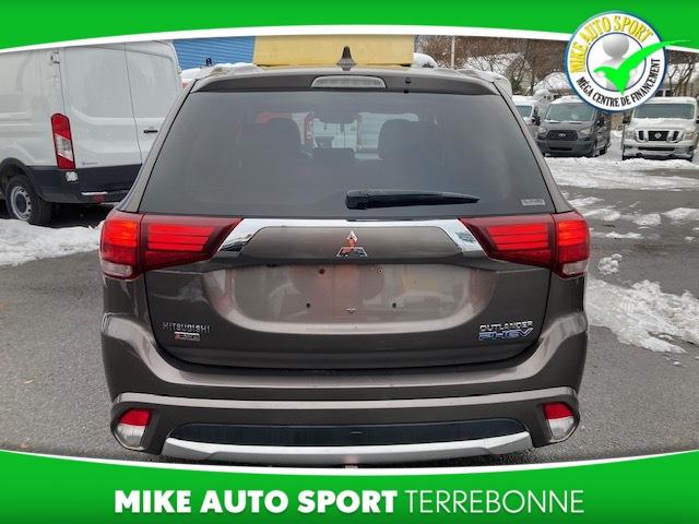 mitsubishi Outlander PHEV 2018 - 14
