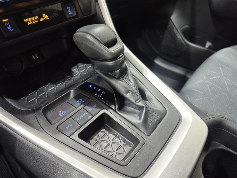 toyota RAV4 2019 - 17