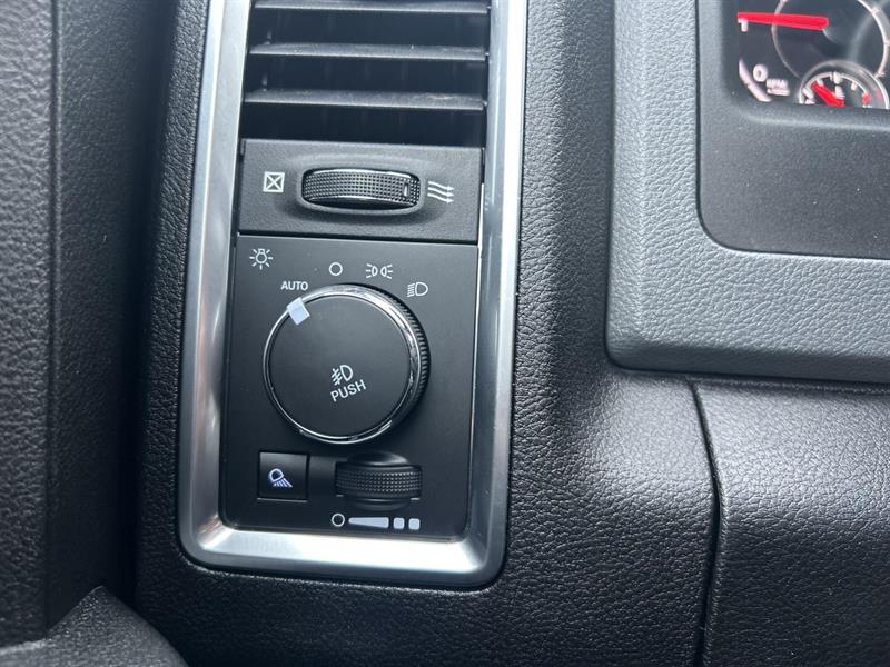 ram 1500 Classic 2021 - 13