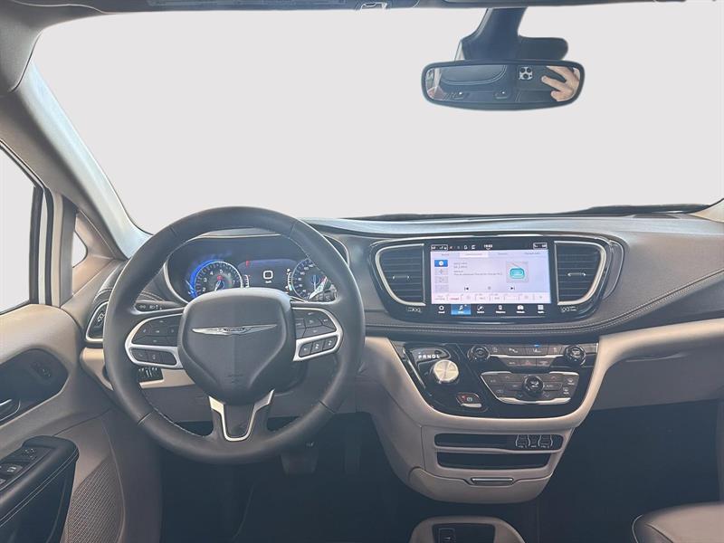 chrysler Pacifica 2024 - 9