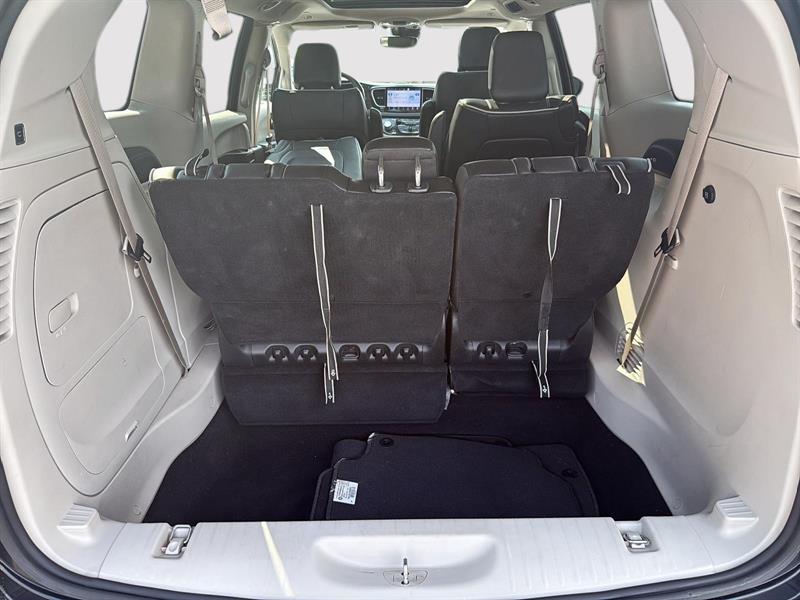 chrysler Pacifica Hybrid 2022 - 7