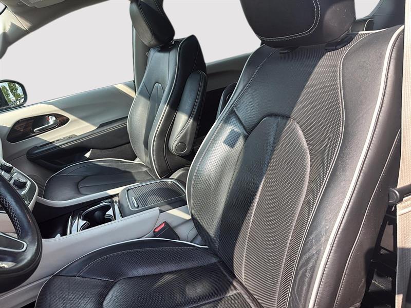 chrysler Pacifica Hybrid 2022 - 9