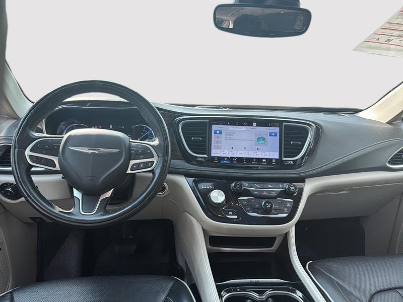 chrysler Pacifica Hybrid 2022 - 10