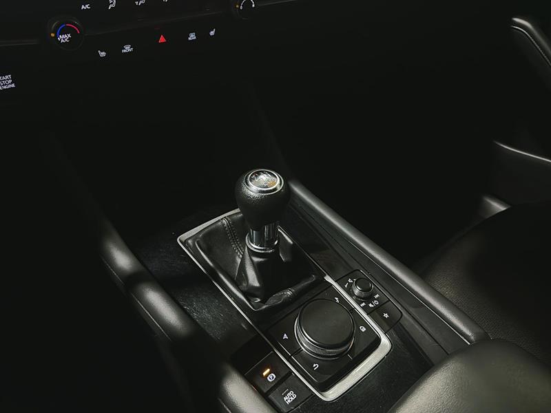 mazda Mazda3 2021 - 11