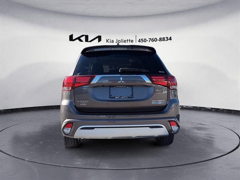 mitsubishi Outlander rechargeable 2019 - 6