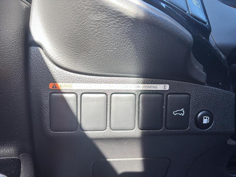 mitsubishi Outlander rechargeable 2019 - 16