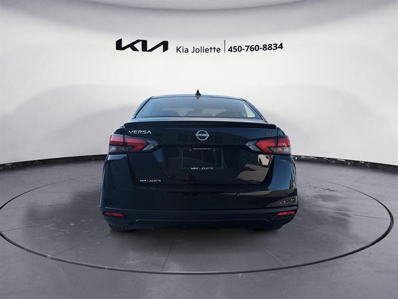 nissan Versa 2024 - 5