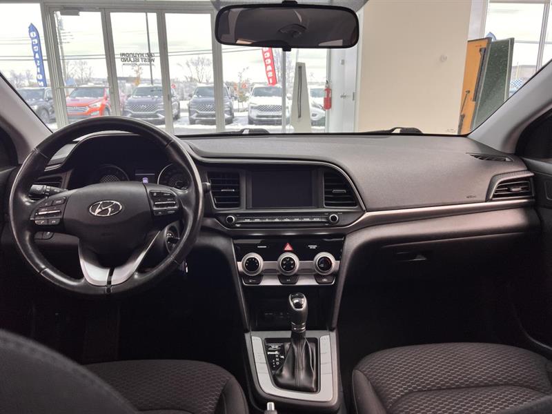 hyundai Elantra 2019 - 12