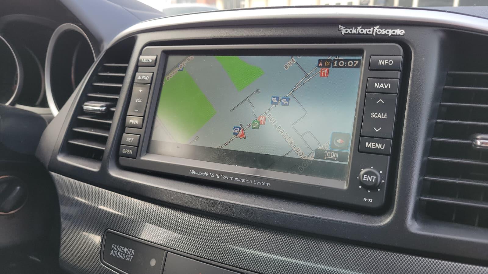 mitsubishi Lancer 2010 - 9