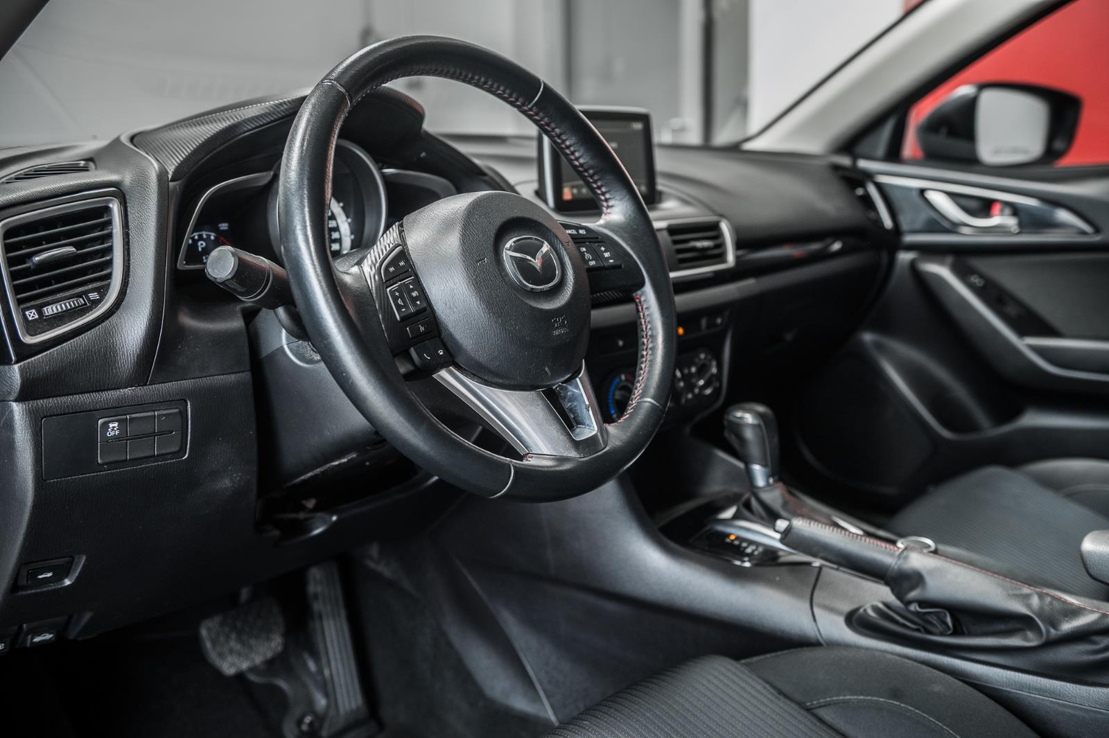 mazda Mazda3 2016 - 23