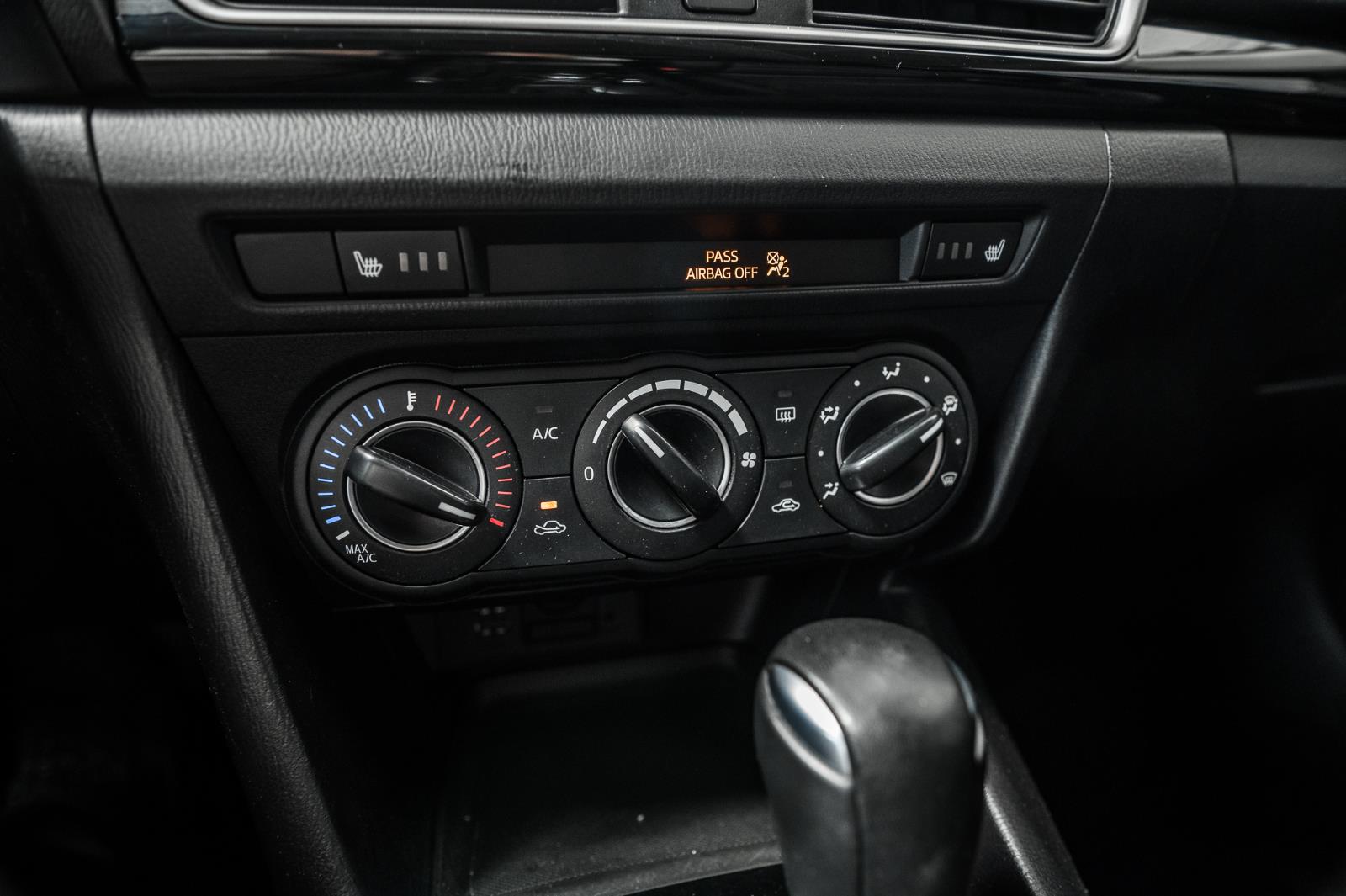 mazda Mazda3 2016 - 31