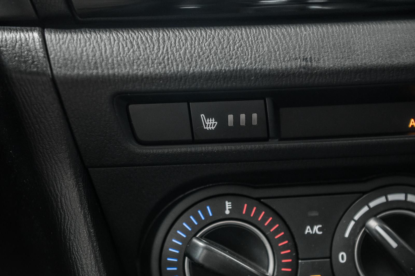 mazda Mazda3 2016 - 32