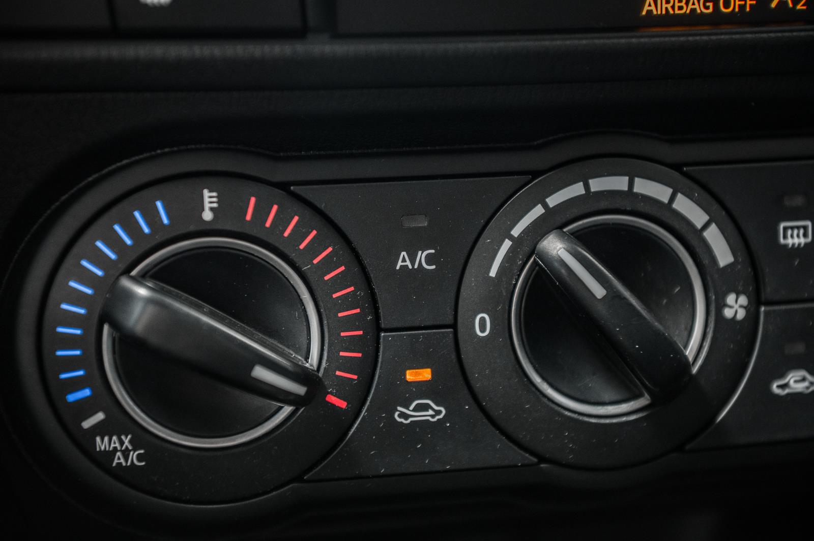 mazda Mazda3 2016 - 33