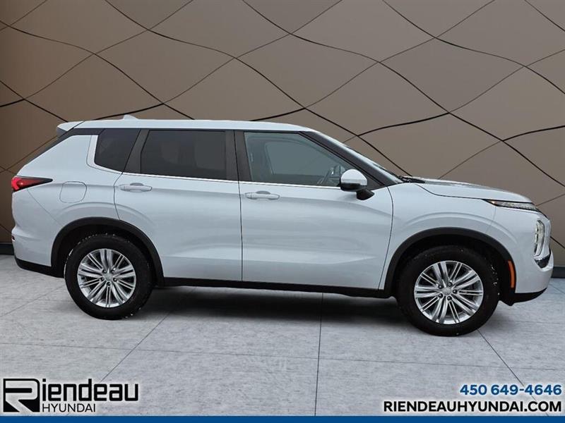 mitsubishi Outlander 2022 - 4