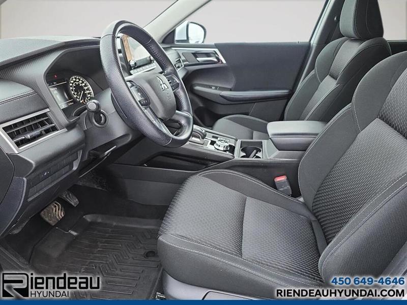 mitsubishi Outlander 2022 - 9