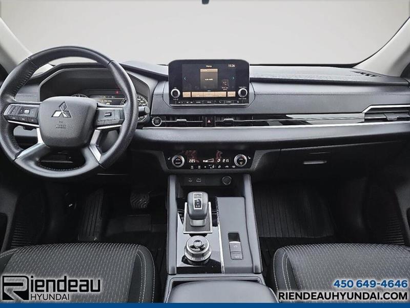 mitsubishi Outlander 2022 - 10