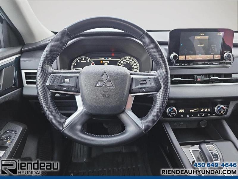 mitsubishi Outlander 2022 - 18