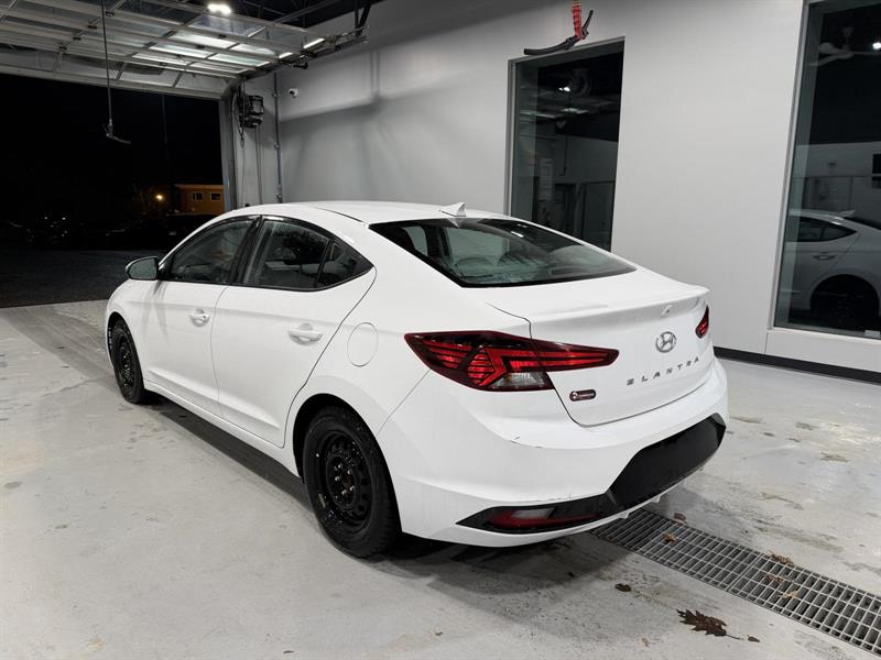 hyundai Elantra 2020 - 3