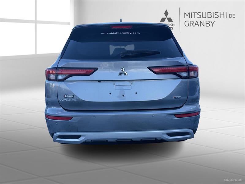 mitsubishi Outlander 2023 - 7