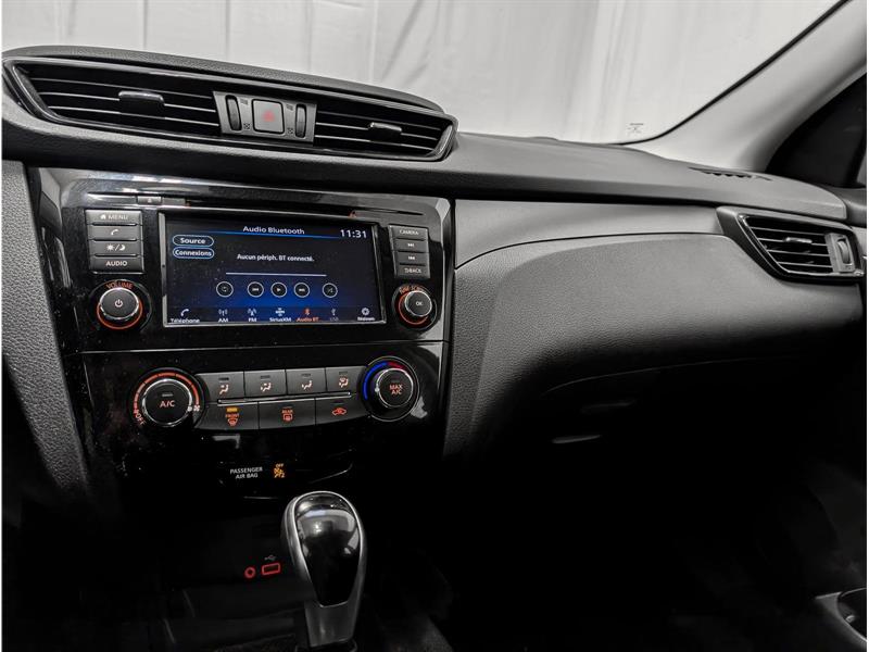 nissan Qashqai 2020 - 9